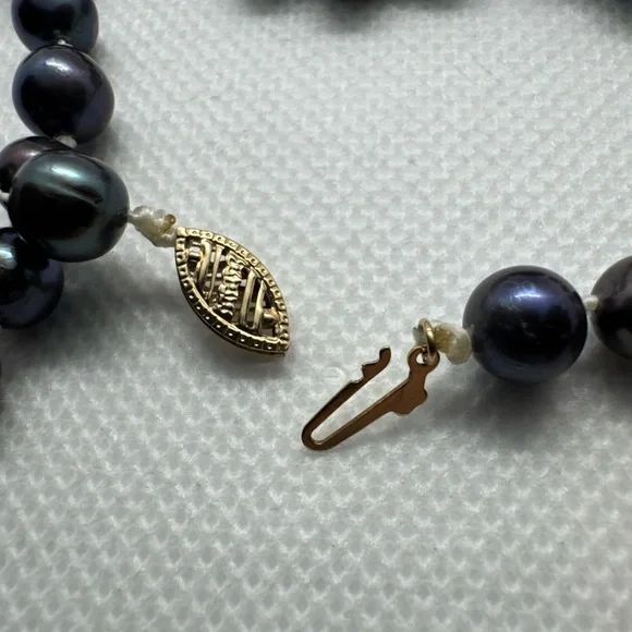 Vintage Tahitian Peacock Rainbow Black Pearl Necklace 14K Gold CLASP 18” - Picture 10 of 14